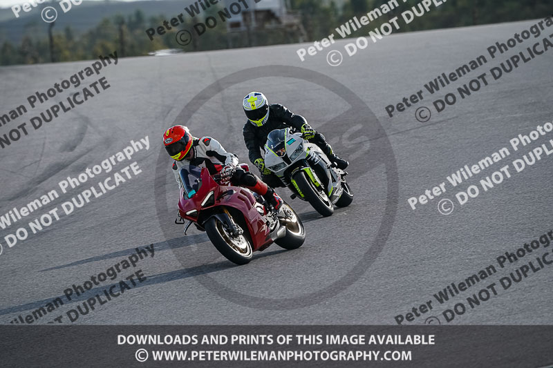 motorbikes;no limits;peter wileman photography;portimao;portugal;trackday digital images